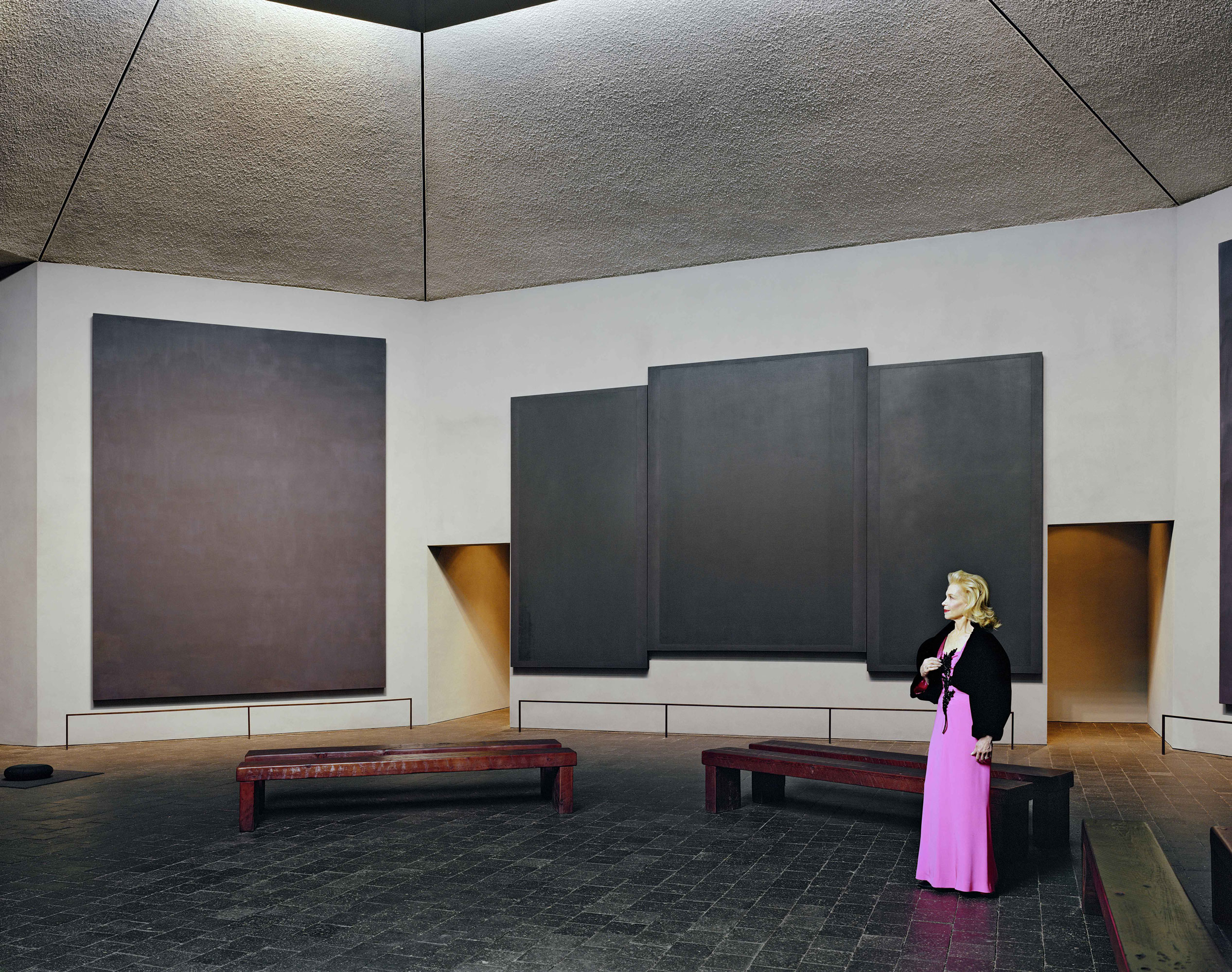 Lynn-Wyatt_Rothko-Chapel_Polidori