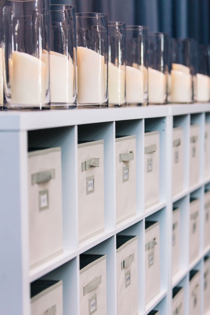 Wanting to ensure guests actually experienced their wedding, Matthew Stafford and Kelly Hall had guests turn in their cellphones.