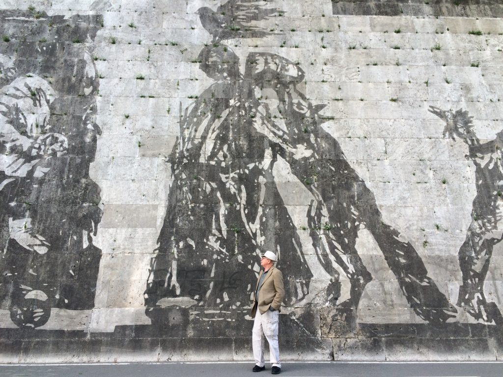 Earl Staley dialogues with William Kentridge's "Triumphs and Laments" frieze