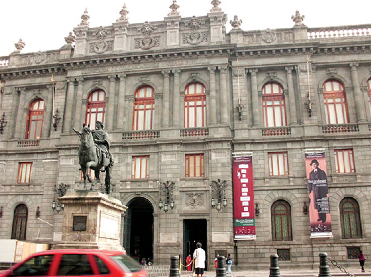 Dr. Arteaga's current title is director of Mexico City's storied Museo Nacional de Arte (MUNAL), whose collections span the mid-16th century to 1954. (Photo tribunasocial.com) 