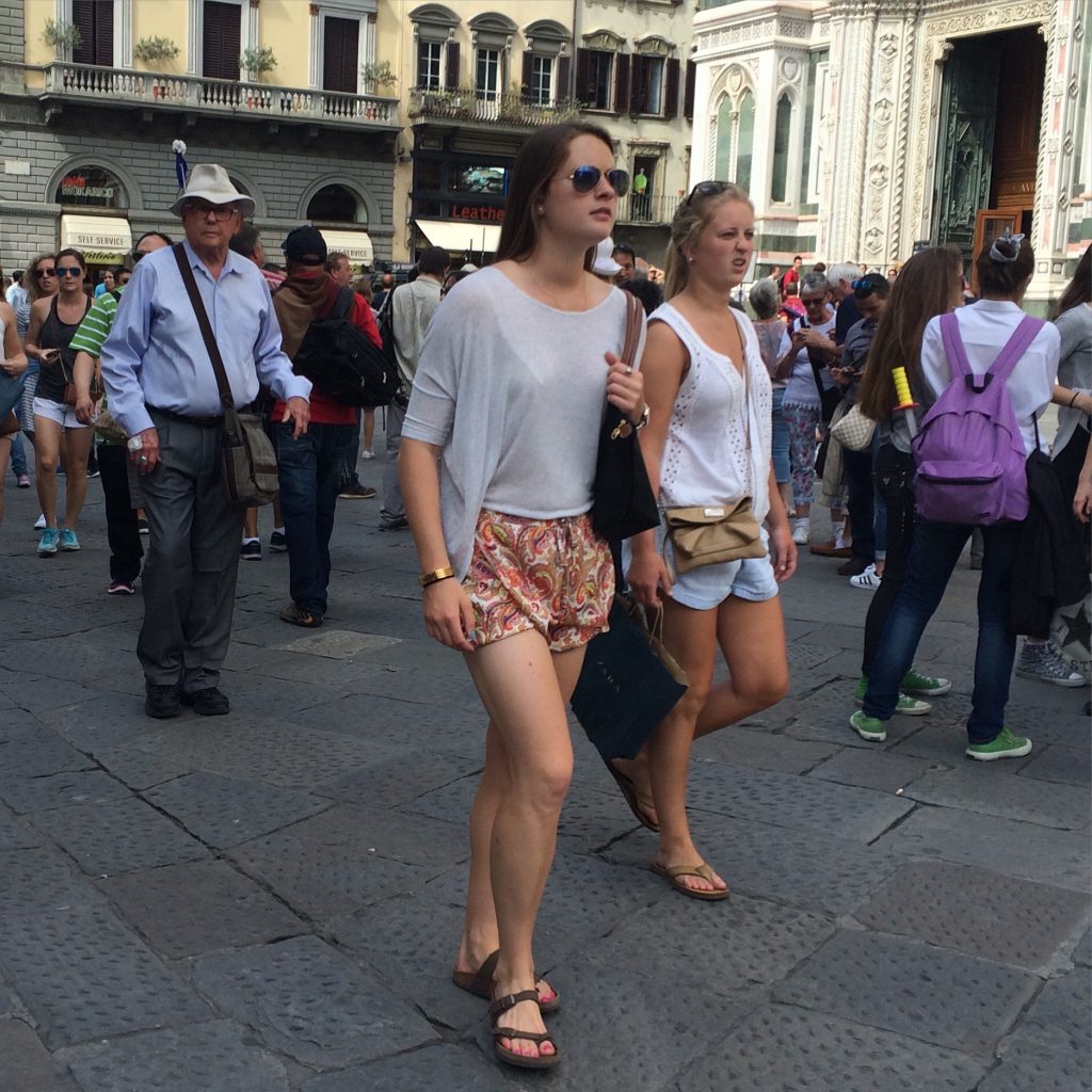 A stroll by the Duomo, always interesting. There's Earl, strolling too.
