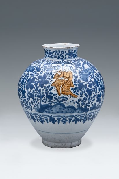 The Crow Collection's large earthenware jar (Tibor) with Chinese orange figurine,
tin-glaze earthenware, Puebla de los Angeles, 17th century (Photo by Michael Calderwood)