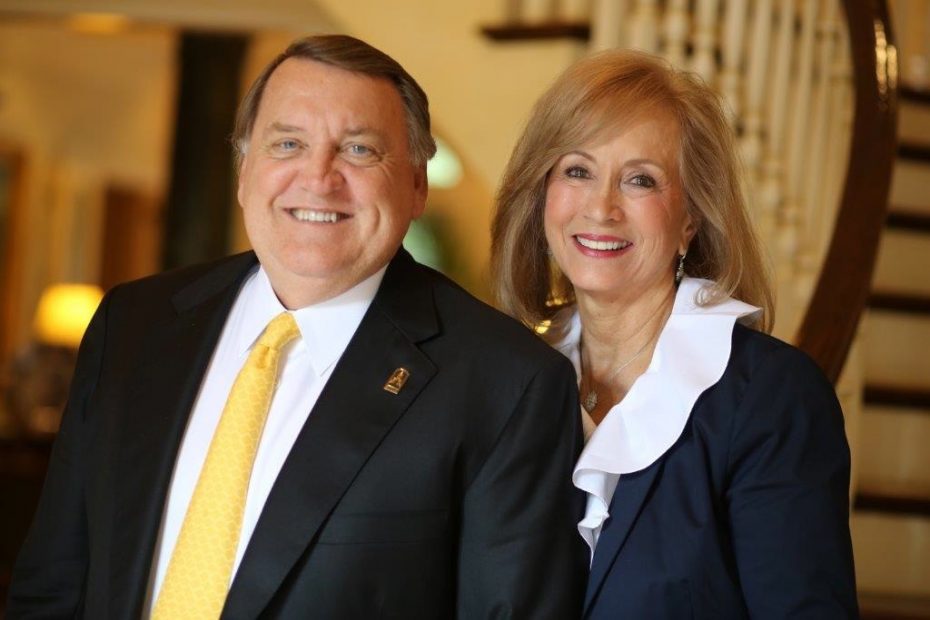 Jim & Julie Turner, distinguished chairs of this year's Texas Trailblazer Awards Luncheon
