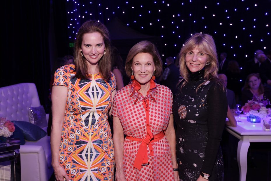 Carrie Becker, Deedie Rose, and Merry Vose sparkled at the museum's 2015 gala.