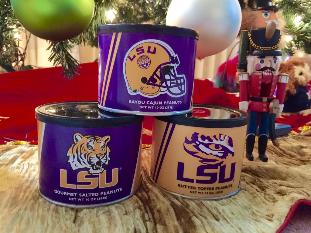 Love this gift idea from the Virginia Diner, Wakefield, Virginia, sure to please most all college sports fans. The perfect gift for Aggies, Baylor Bears and LSU Tigers. Sorry UT and Rice, no longhorns or owls peanut products on the list of more than 160 schools. But maybe . . . A box of three varieties of peanuts is $20. Order here: http://www.vadiner.com/category/Collegiate-Collection
