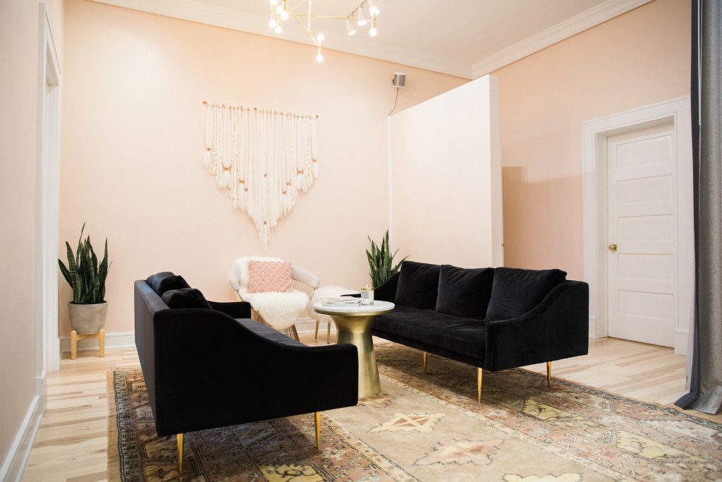 A sitting room inside the boutique (Photo by Allen Tsai Photography)