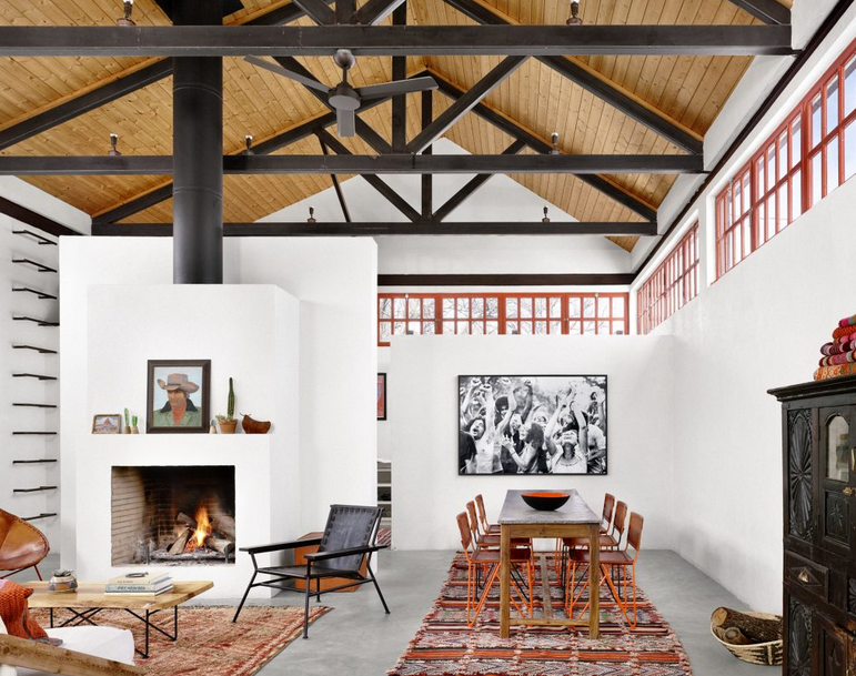 (5) Designed by Jamey Garza, an event space was turned into a private home.