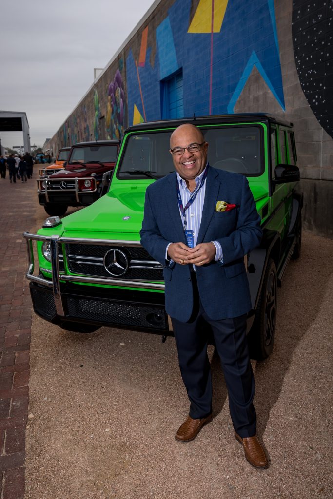 Mike Tirico. (Photo MBUSA)