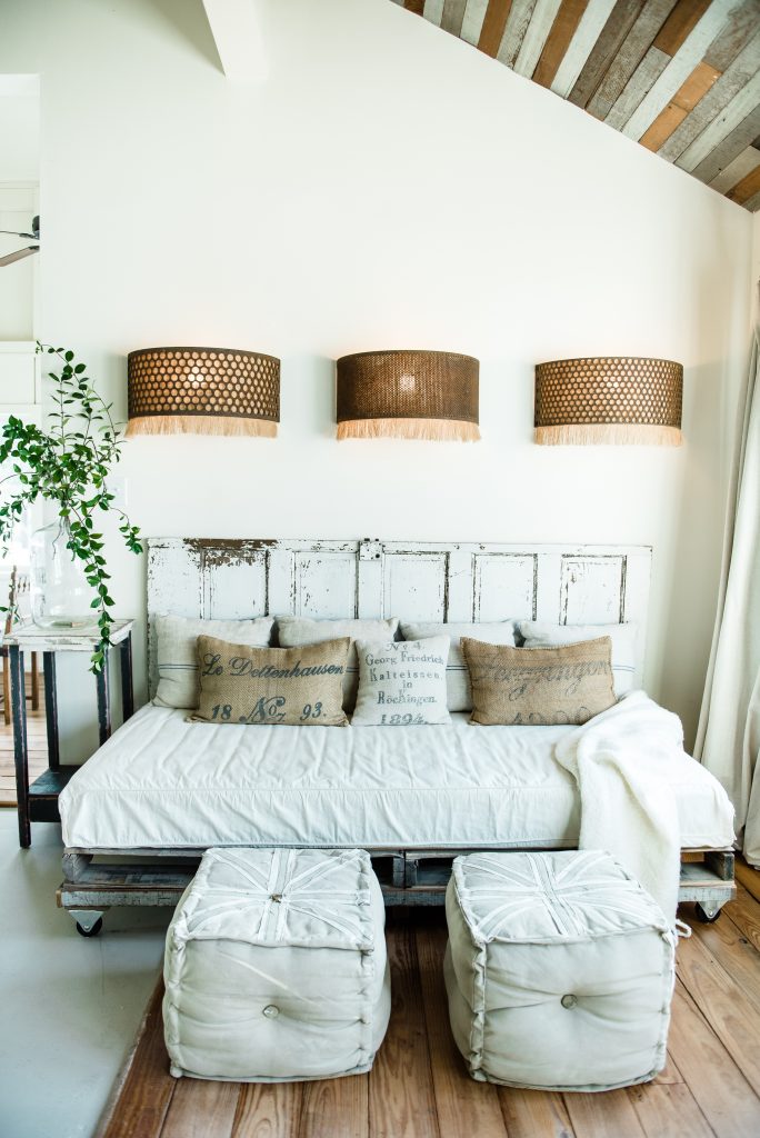 The Vintage Round Top 