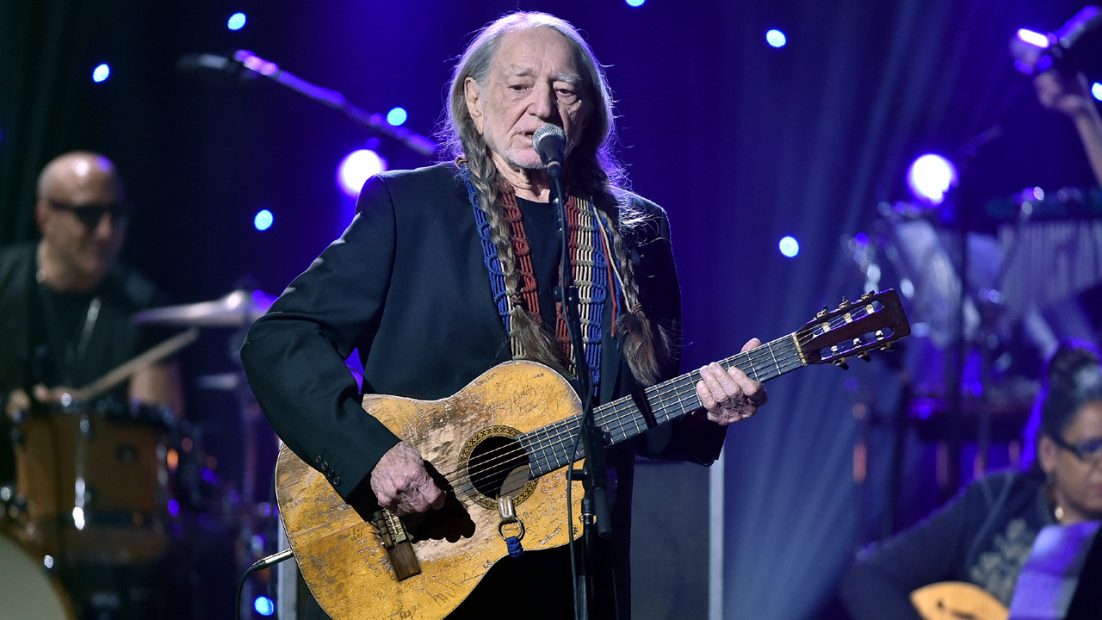 Willie Nelson still brings it as a performer at age 83, health scares be damned.