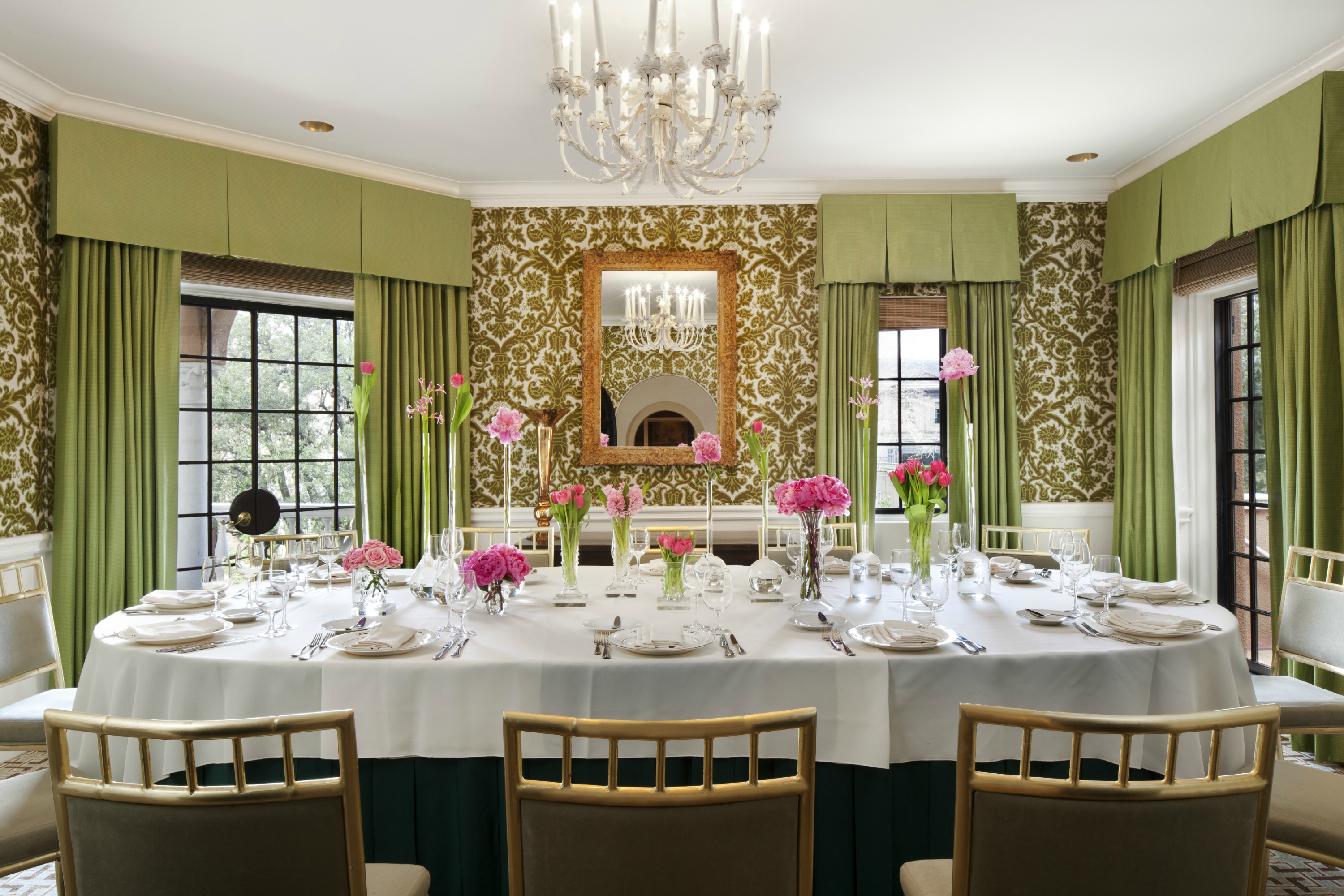 Celebrate Mother's Day with a festive brunch and heartfelt gifts. (Photo courtesy Rosewood Mansion on Turtle Creek)