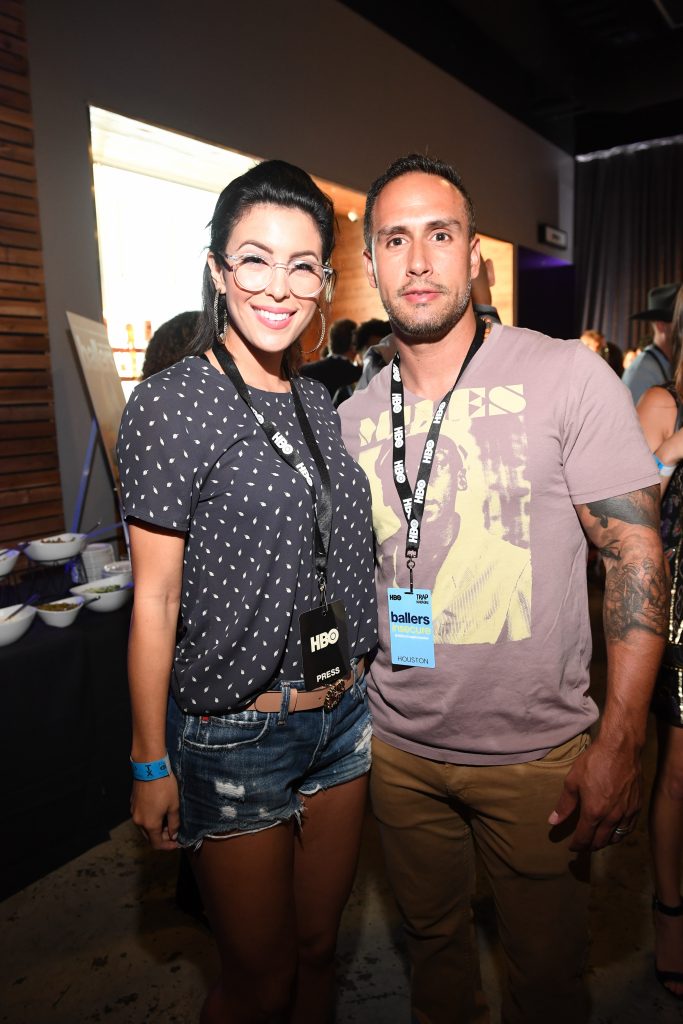 Sara Donchey, Michael Wade