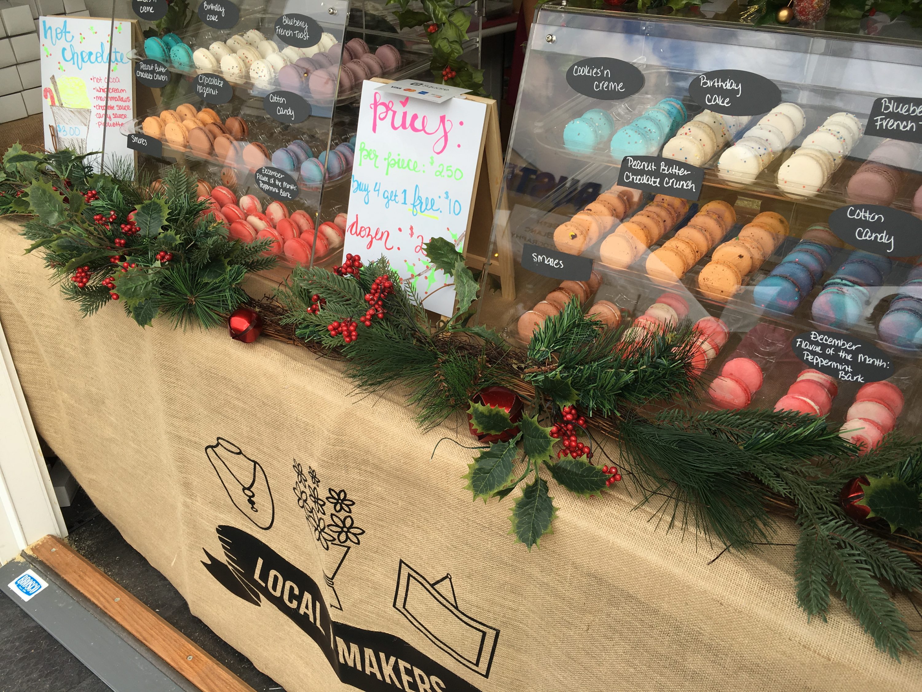 Artists and artisans will gather at Stonebriar Centre this weekend for a local marketplace.