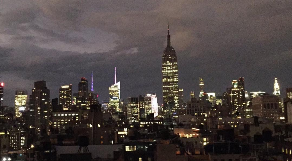 "Our lights will go dark in sympathy for those affected by Tropical Storm Harvey." — @empirestatebldg Instagram account