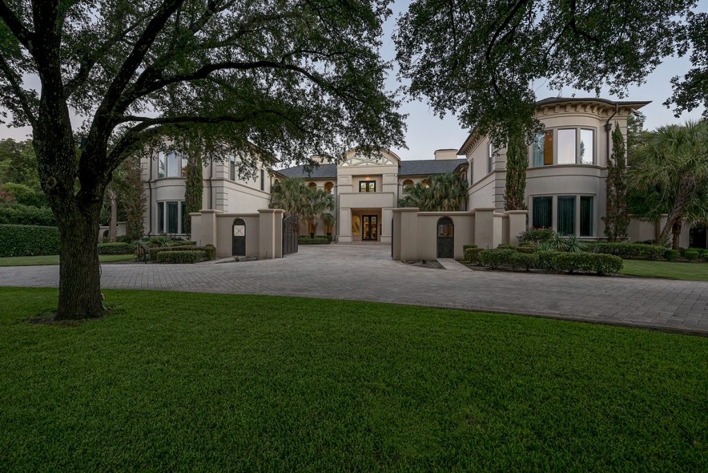 Former Maverick Shawn Marion is selling his Preston Hollow mansion. 