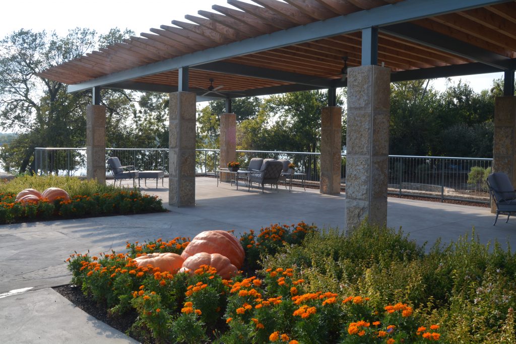 A trellis-covered patio overlooks the lagoon.