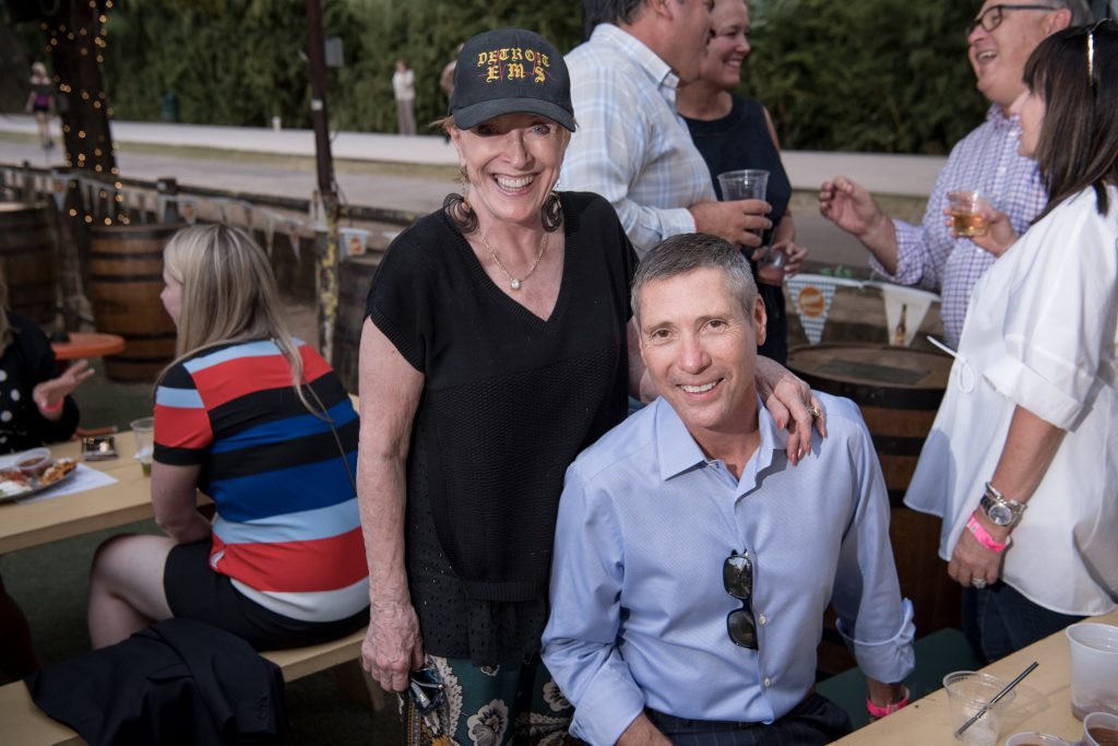 Laree Hulshoff, Gary Owens