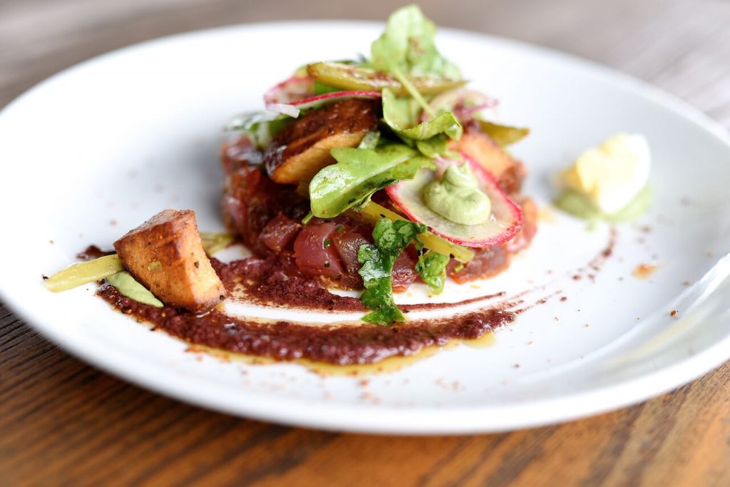 Killen's STQ jumps into lunch with a spicy tuna Nicoise salad.