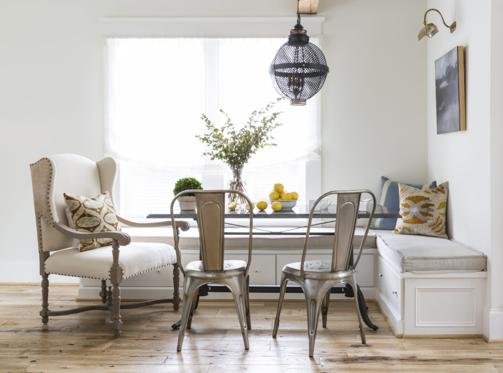 The same dining nook in Flanigan's modern farmhouse guesthouse refreshed by Marie Flanigan Interiors. (Photo by Julie Soefer)