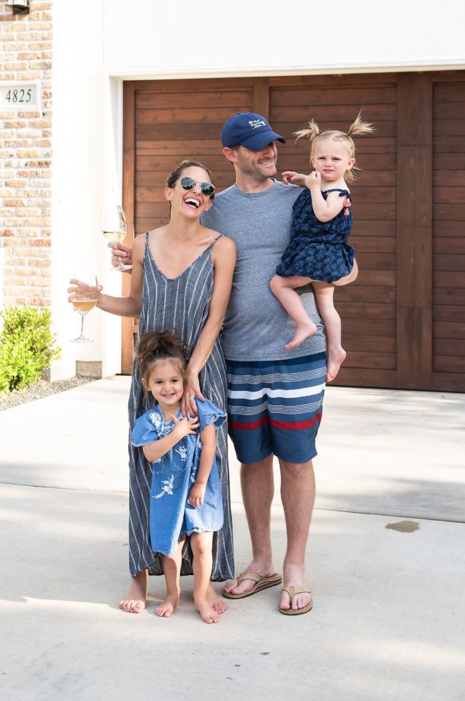Allie and Eric Danziger with their daughters during a coronavirus photo shoot. (Photo by Nicole Ivey)