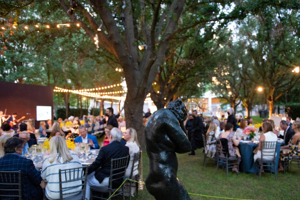 A picture-perfect scene at the Nasher Sculpture Center in the Dallas Arts District (Photo by Tamytha Cameron)