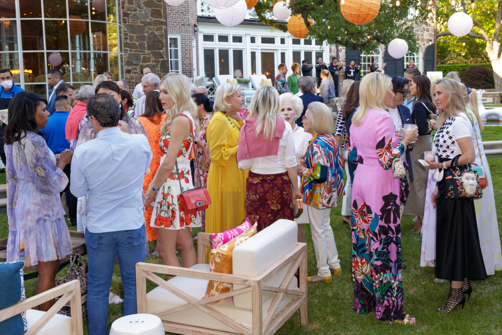 Cinco de Mayo party crew (Photo by WJN Photo)