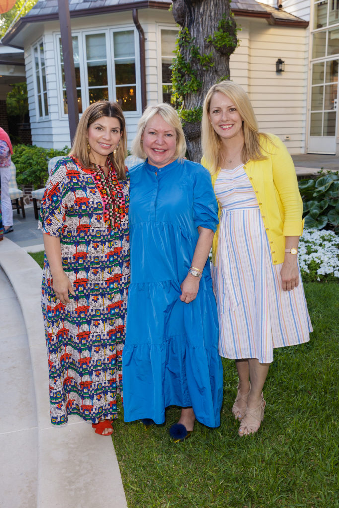 Dianna Miller, Kari Bentley, Sarah Stewart (Photo by WJN Photo)