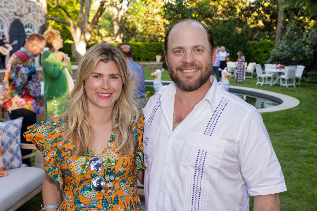 Lisa & Luke Henderson (Photo by WJN Photo)