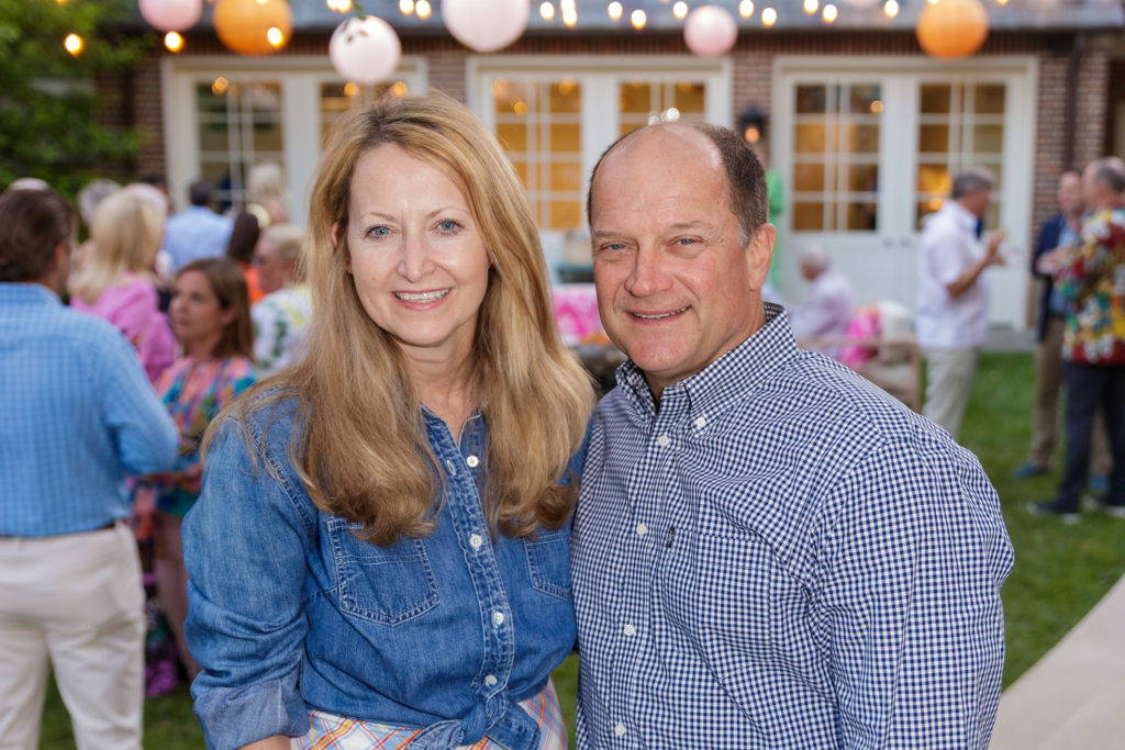 Lynn & Allan McBee (Photo by WJN Photo)