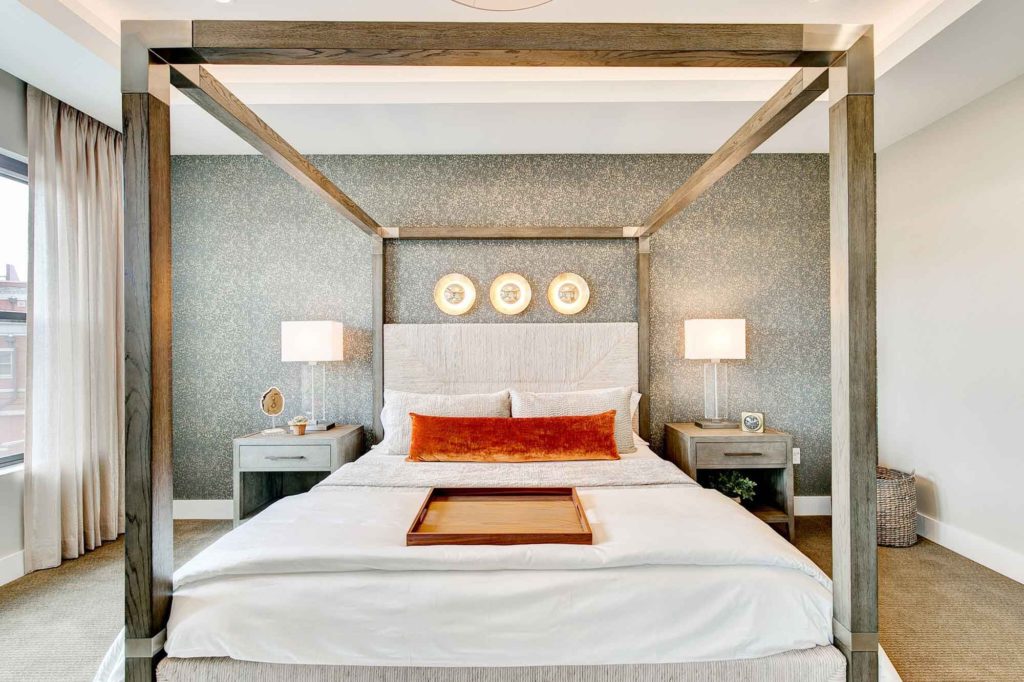 The Parkview Residences offers two and three bedroom floorplans, plus penthouse residences.