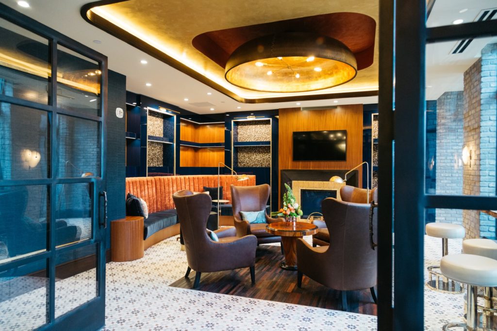 Explore true luxury living at The Parkview Residences. 