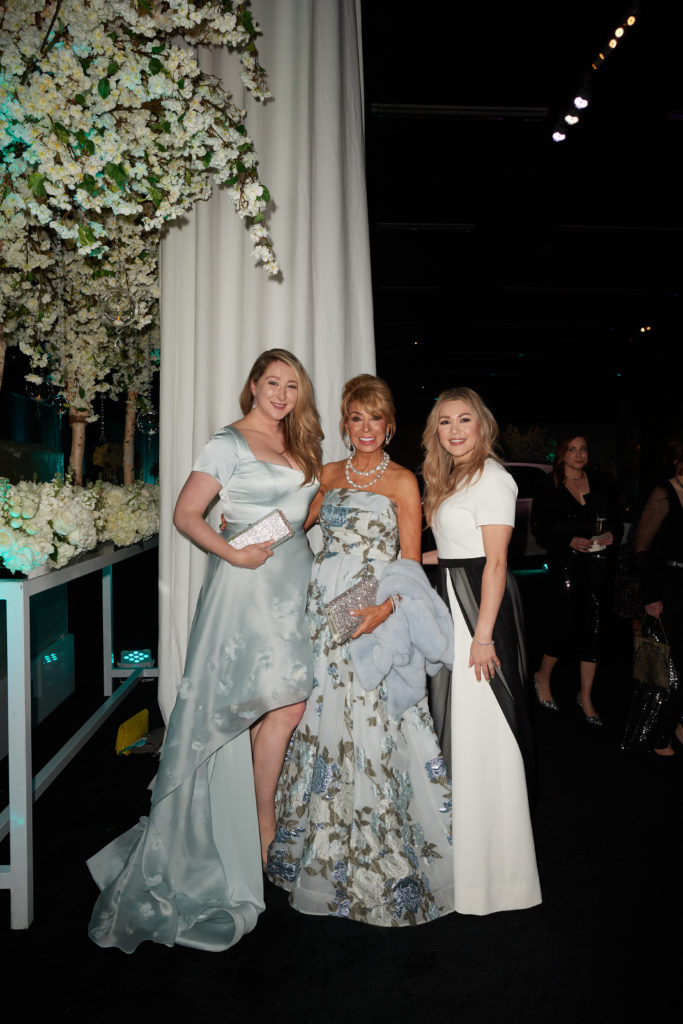 Mackenzie Britttingham, Olivia Kearney, Victoria Duran (Photo by Jonathan Zizzo) 