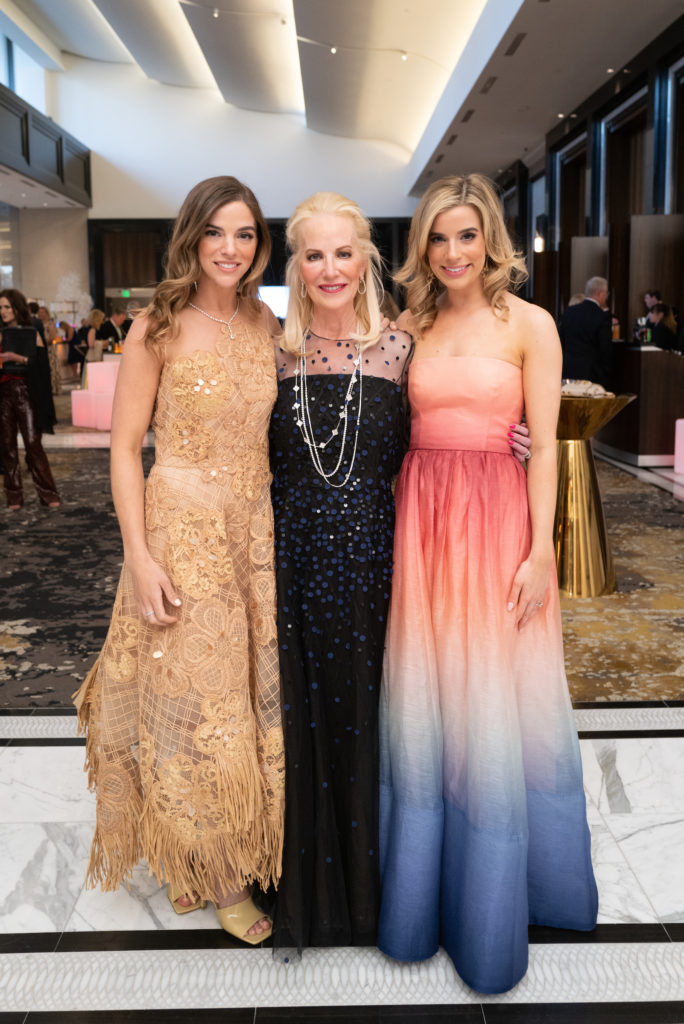 87_NorasHomeGala_DOrtizPhoto_040822 (Photo by Daniel Ortiz)