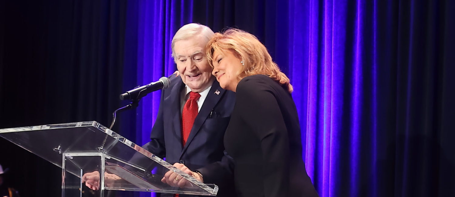 Dave Ward and Honoree Shara Fryer (Photo by Quy Tran)