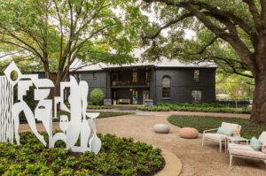 Front Landscape, Melissa Gerstle, Melissa Gerstle Design: Photo Credit: Nickolas Sargent. kips bay dallas 2023