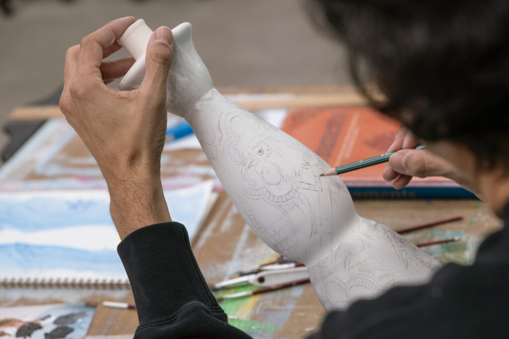 Sarabia is an artist whose work has created a personal language that explores the frontier between craftsmanship and contemporary art. 