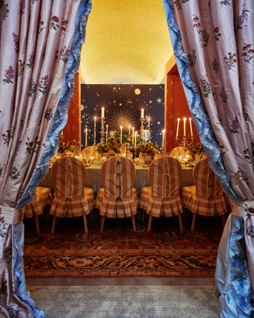 The stunning de Gournay dinner at Culp Associates (Photo by Jonathan Zizzo)