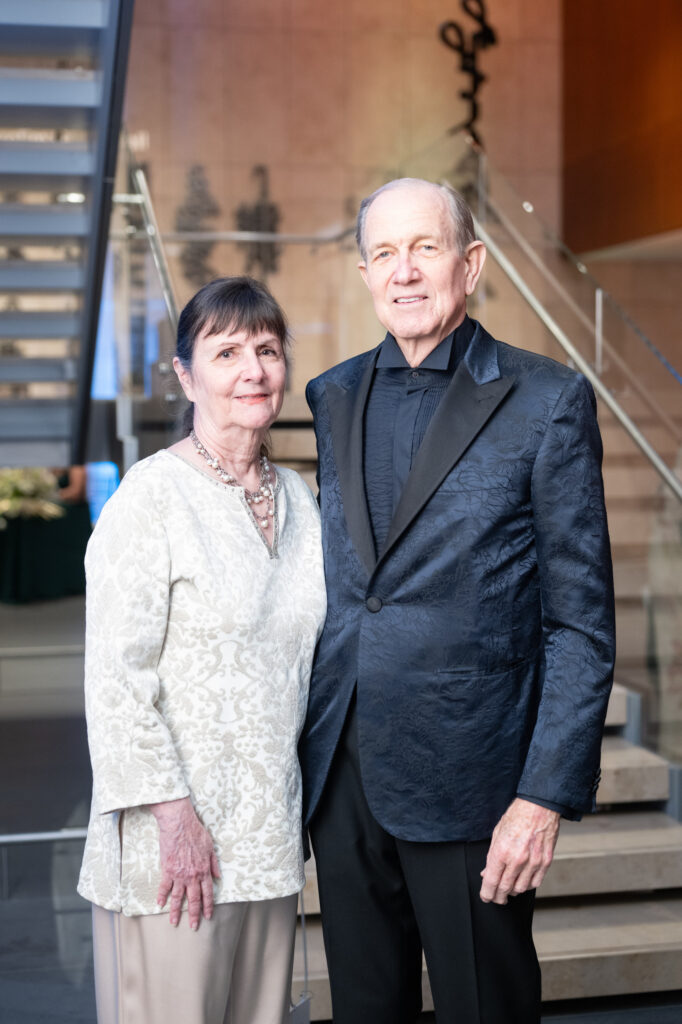 Leslie & Brad Bucher at the Asia Society Texas Tiger Ball 'Celebrating Magnificent Asia' (Photo by Daniel Ortiz)