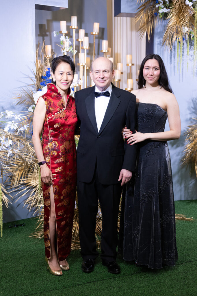 Y. Ping Sun & David Leebron, Mei Leebron at the Asia Society Texas Tiger Ball 'Celebrating Magnificent Asia' (Photo by Daniel Ortiz)