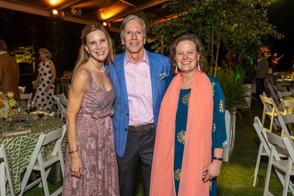 Emily Clay & Bill Schneidau, Shellye Arnold at the Memorial Park Conservancy 100th anniversary dinner. (Photo by Jenny Antill)