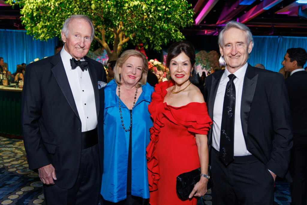 Jim & Molly Crownover, Geraldina & Scott Wise at the Memorial Hermann gala. (Photo by Katy Anderson)