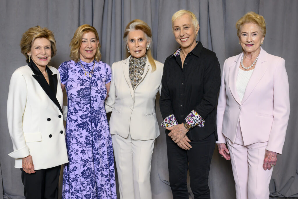 Barbara Hurwitz, Chris Evert, Joan Schnitzer, Martina Navratilova, Patsy Fourticq at the MD Anderson Cancer Center 'Living Legend' dinner (Photo by Michelle Watson, Catchlightgroup.com)