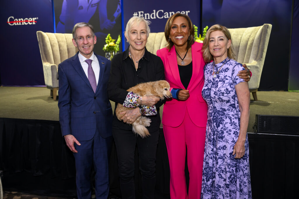 Dr. David Pisters, Martina Navratilova, Robin Roberts, Chris Evert at the MD Anderson Cancer Center 'Living Legend' dinner (Photo by Michelle Watson, Catchlightgroup.com)