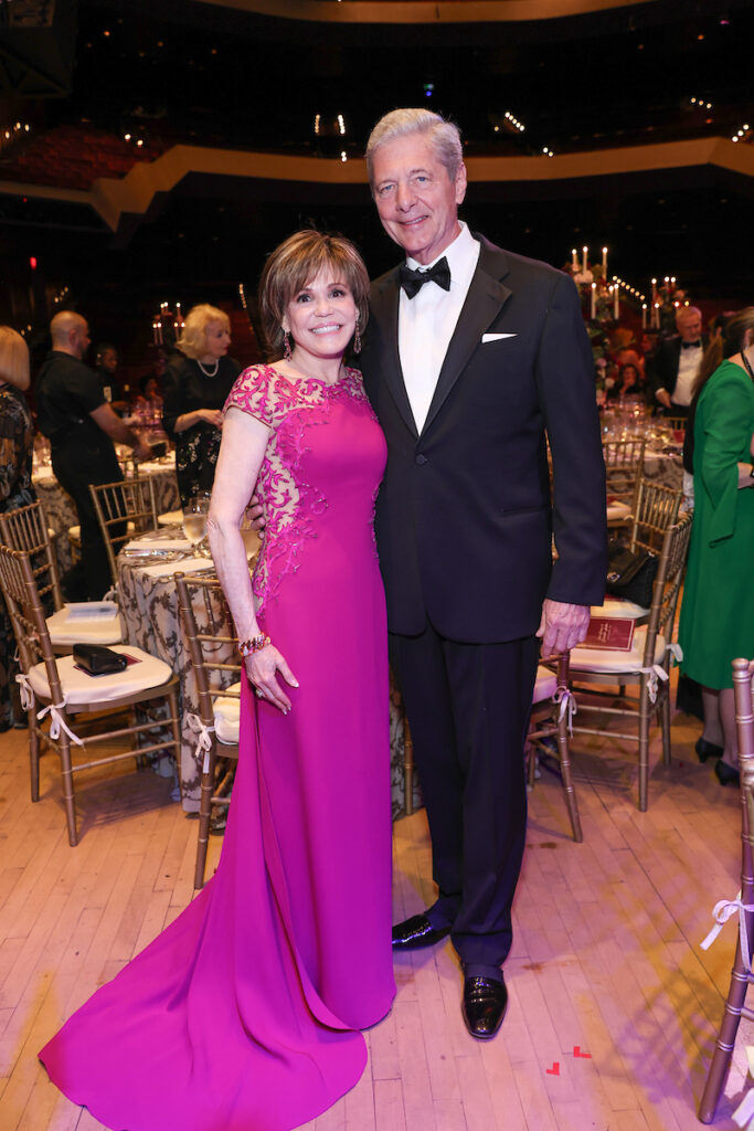 Hallie Vanderhider & Bobby Dees at the Houston Symphony Wine Dinner & Collector's Auction. (Photo by Priscilla Dickson)