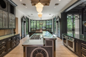 DR64NZ – 107 Timberwilde Lane(17) (Photo by Berlyn Media for Martha Turner Sotheby’s International Realty)