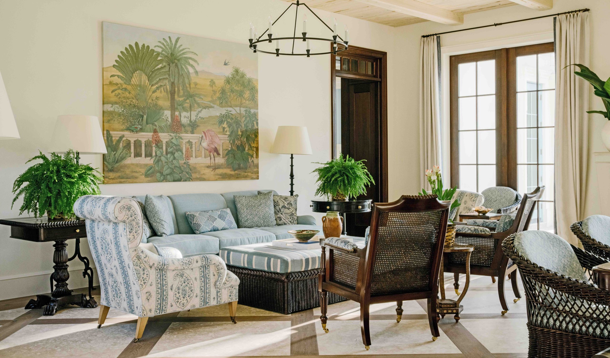 Mark D. Sikes will appear Tuesday, October 22 at Jan Showers.
Photo from his new book Forever Beautiful: All-American Style All Year Long (Rizzoli) (Photo by Amy Neunsinger)