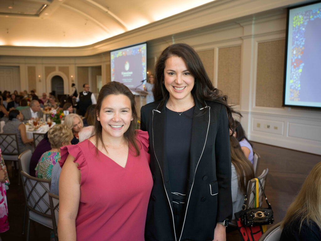 Mari Treviño Glass, Cinthya Reade at the El Centro de Corazón luncheon. (Photo by Daniel Ortiz)