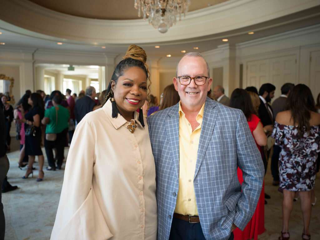 Renita Cooksey, Tim Martinez at the El Centro de Corazón luncheon. (Photo by Daniel Ortiz)