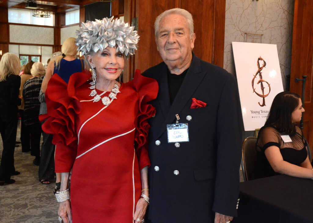 Longtime YTA supporters Lyn and Carl Howard at the Classic Cabaret evening on October 24 at The Woodlands Country Club's Palmer Clubhouse. (Photo by David Hopper)