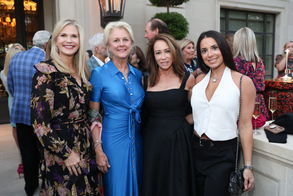 Amy Pierce, Elizabeth Swift, Lisa Duchman, Rachel Bagwell at the Memorial Herman Foundation dinner. (Photo by Priscilla Dickson)